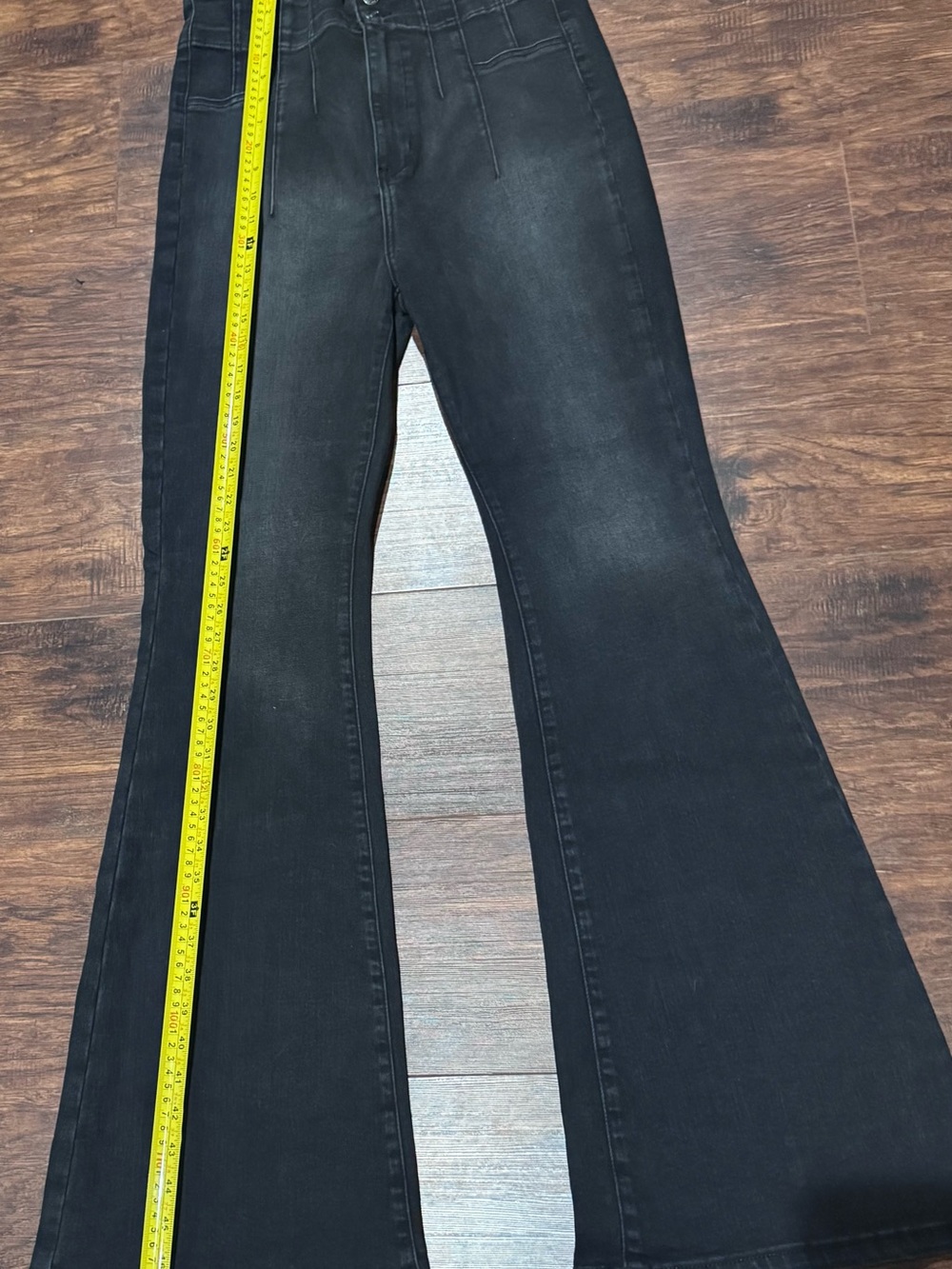 Free People "We The Free Jayde" flare jeans in a black wash - Picture 10 of 14